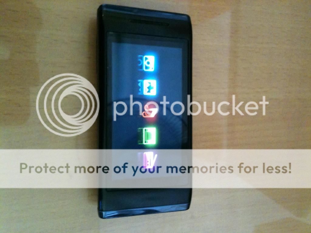 Bán hoặc giao lưu Sony Eicsson U10i - 1