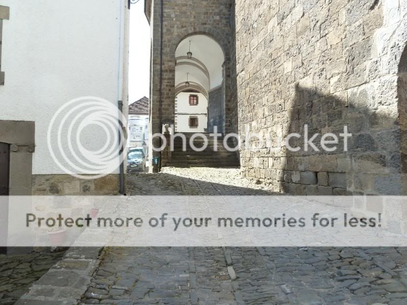 Photo Sharing and otobucVideo Hosting at Phket