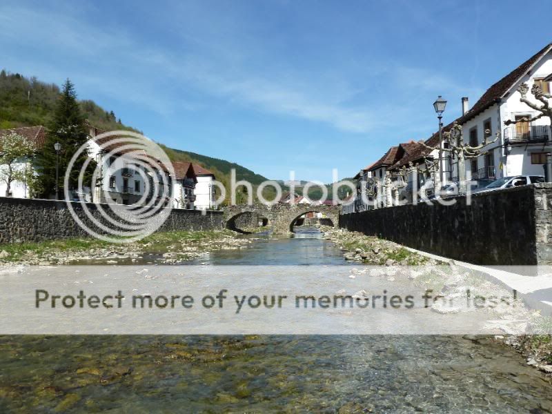 Photo Sharing and otobucVideo Hosting at Phket