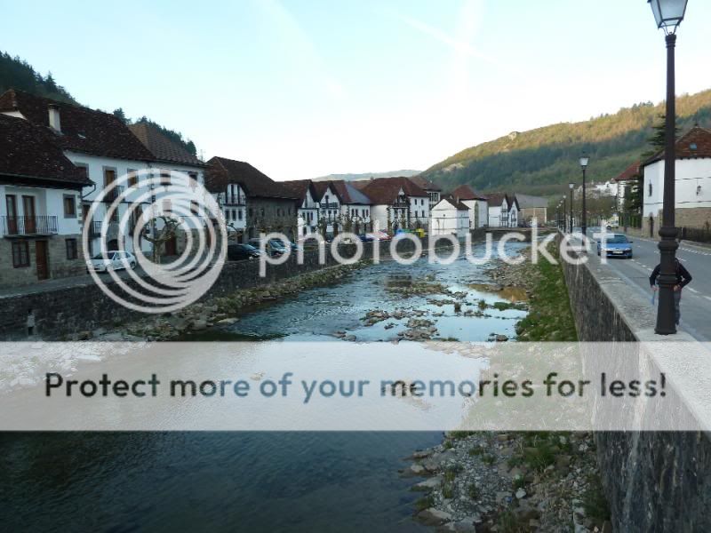 Photo Sharing and otobucVideo Hosting at Phket