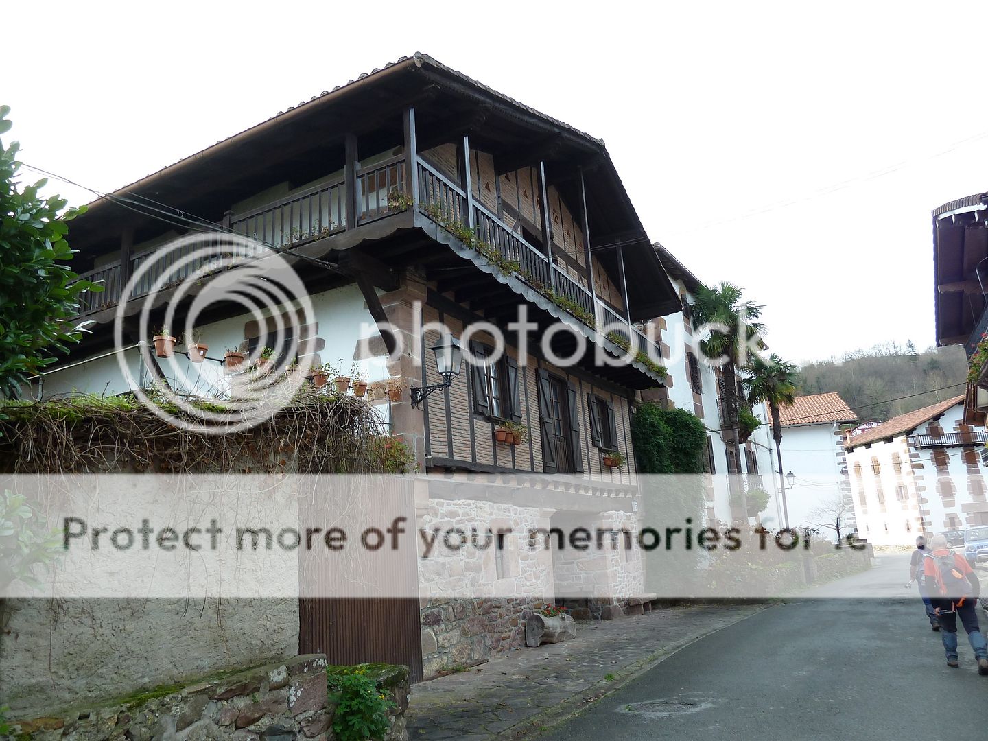 Photo Sharing and Video Hosting at Photobucket