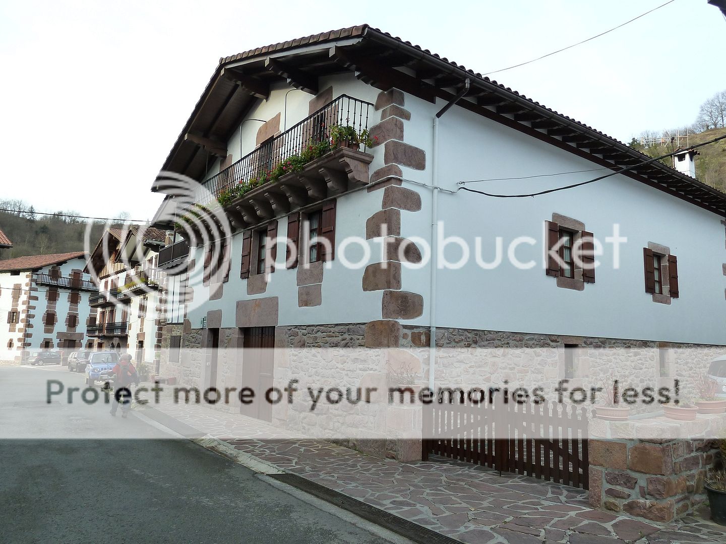 Photo Sharing and Video Hosting at Photobucket