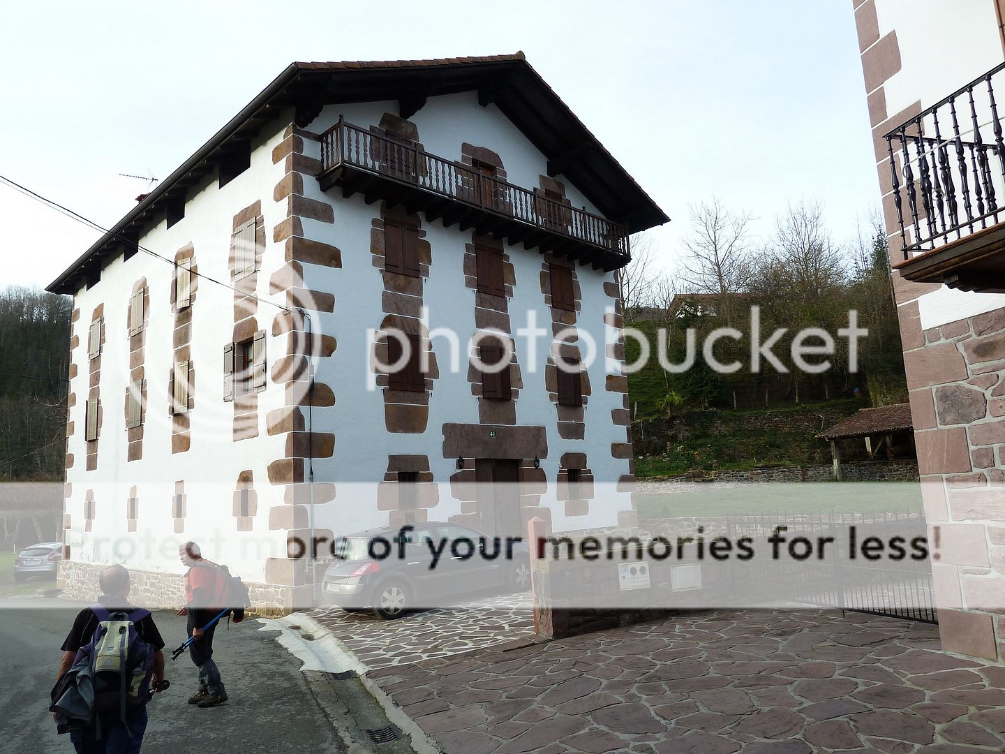 Photo Sharing and Video Hosting at Photobucket