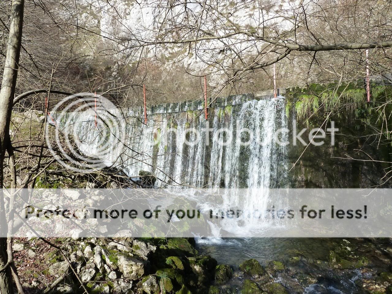 Photo Sharing and otobucVideo Hosting at Phket