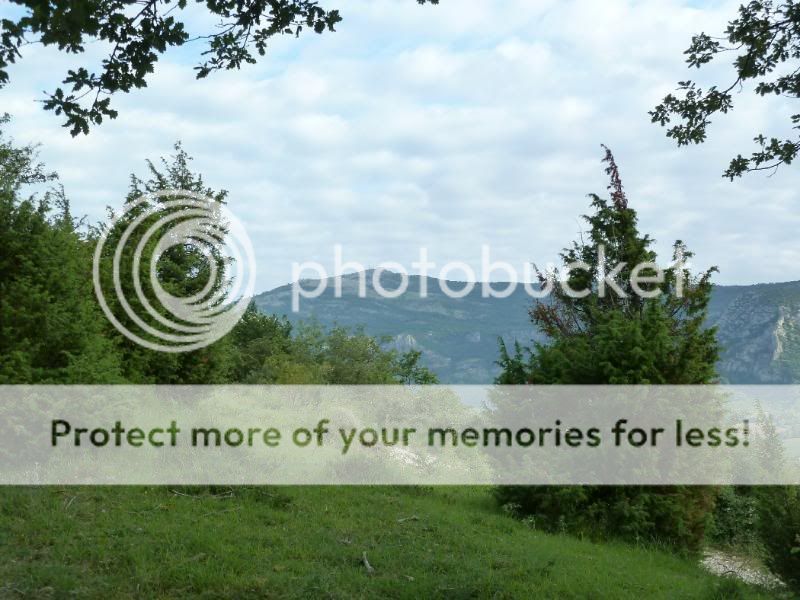 Photo Sharing and otobucVideo Hosting at Phket