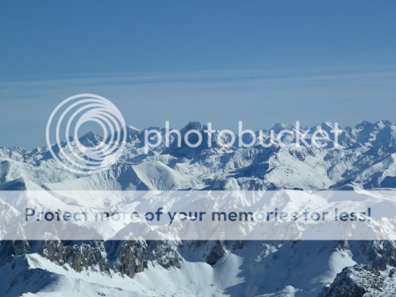 Photo Sharing and otobucVideo Hosting at Phket