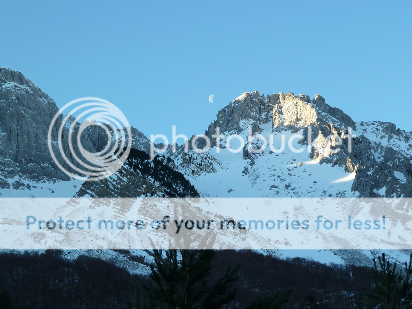 Photo Sharing and Video Hosting at Photobucket