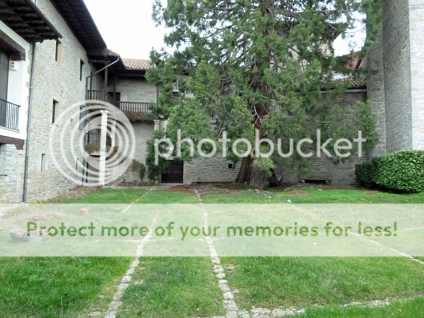 Photo Sharing and Video Hosting at Photobucket