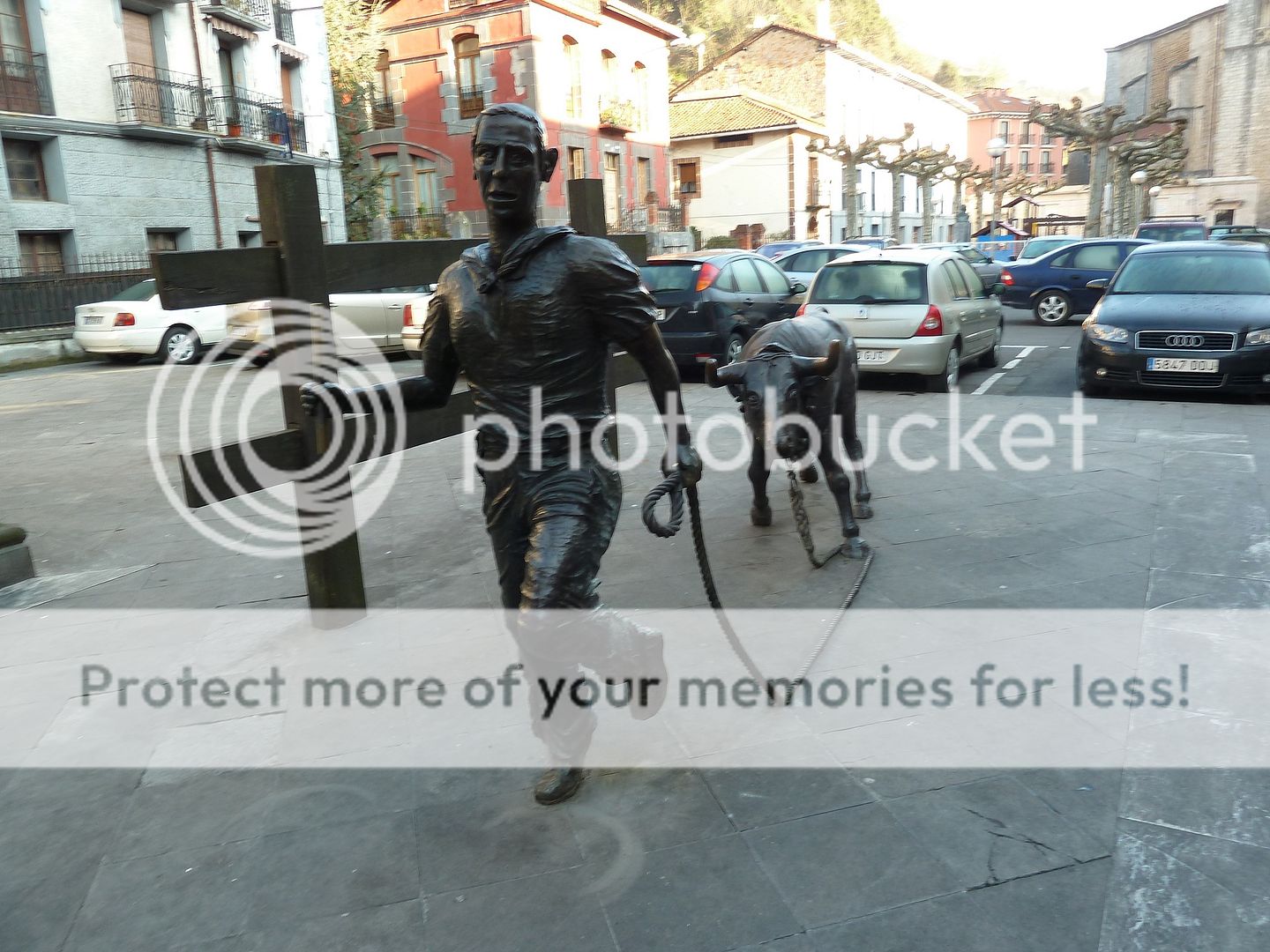 Photo Sharing and Video Hosting at Photobucket