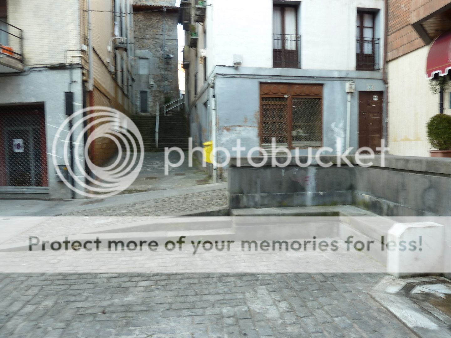 Photo Sharing and Video Hosting at Photobucket