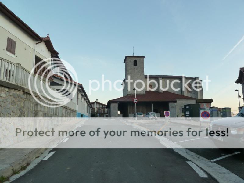 Photo Sharing and otobucVideo Hosting at Phket