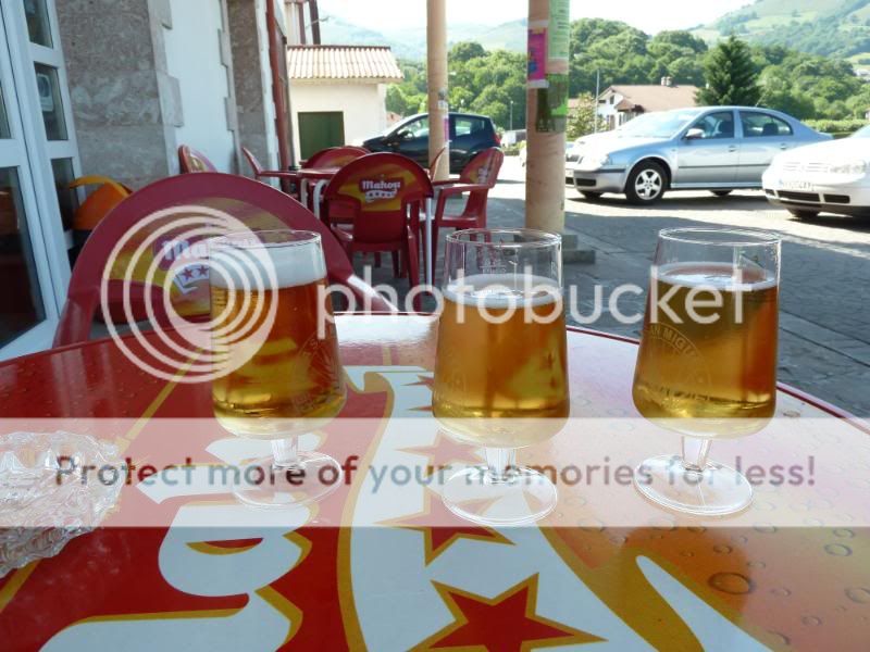 Photo Sharing and otobucVideo Hosting at Phket