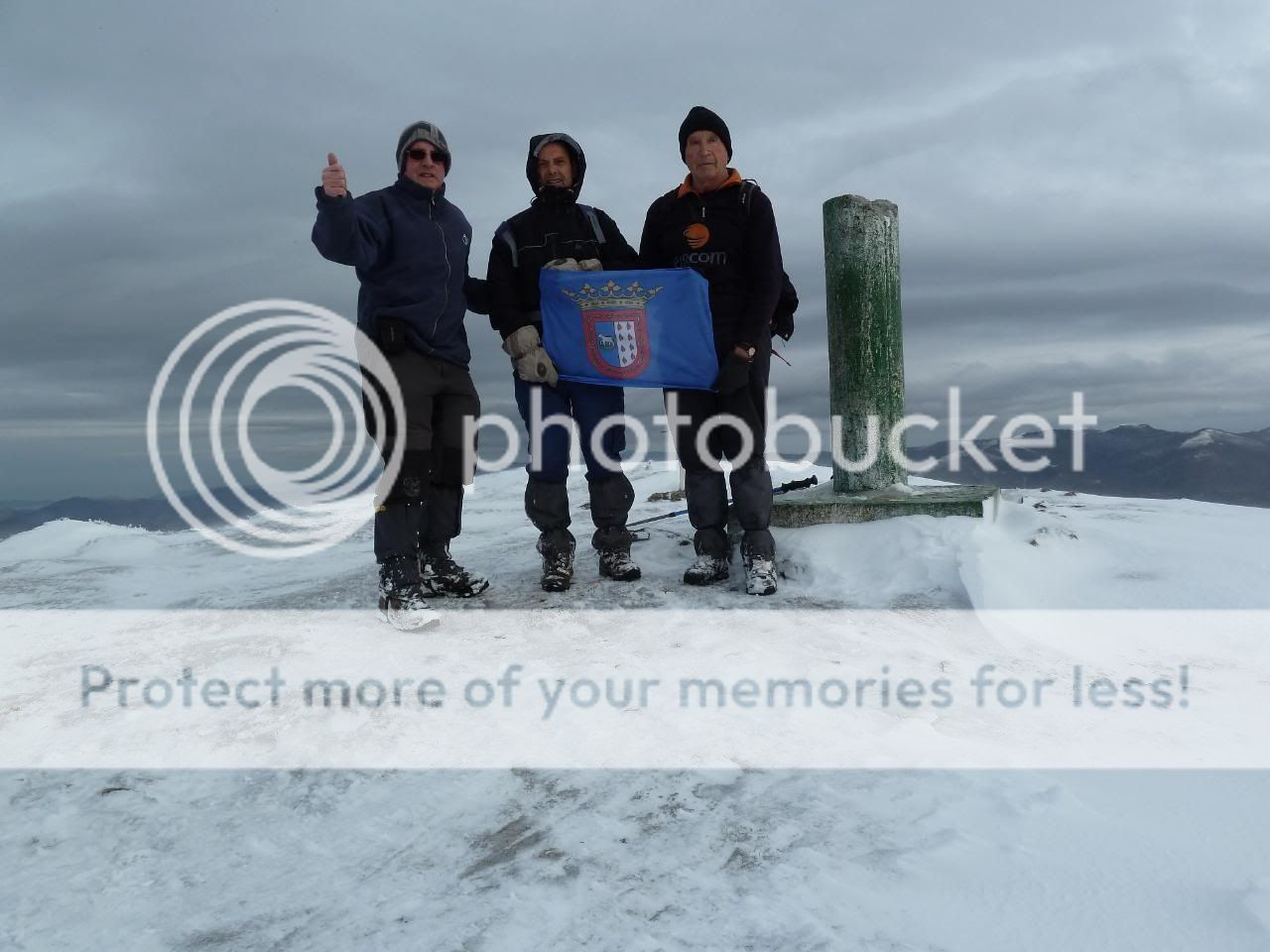 Photo Sharing and otobucVideo Hosting at Phket