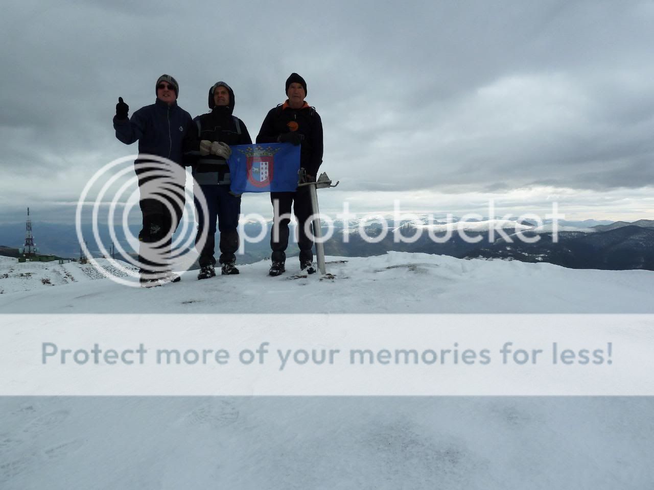 Photo Sharing and otobucVideo Hosting at Phket