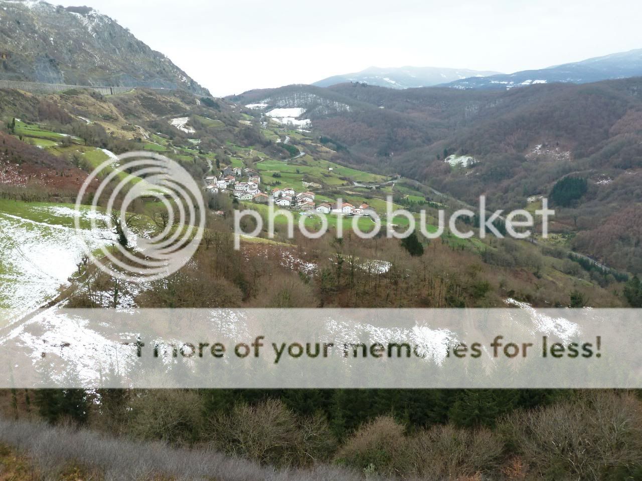 Photo Sharing and otobucVideo Hosting at Phket