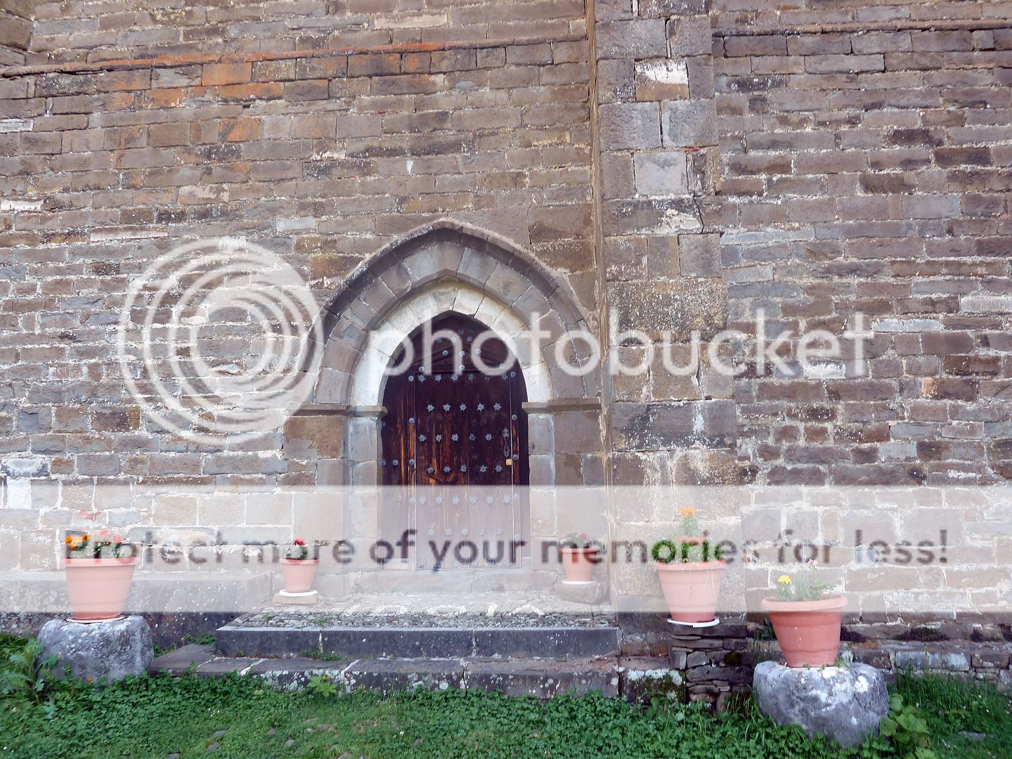 Photo Sharing and Video Hosting at Photobucket