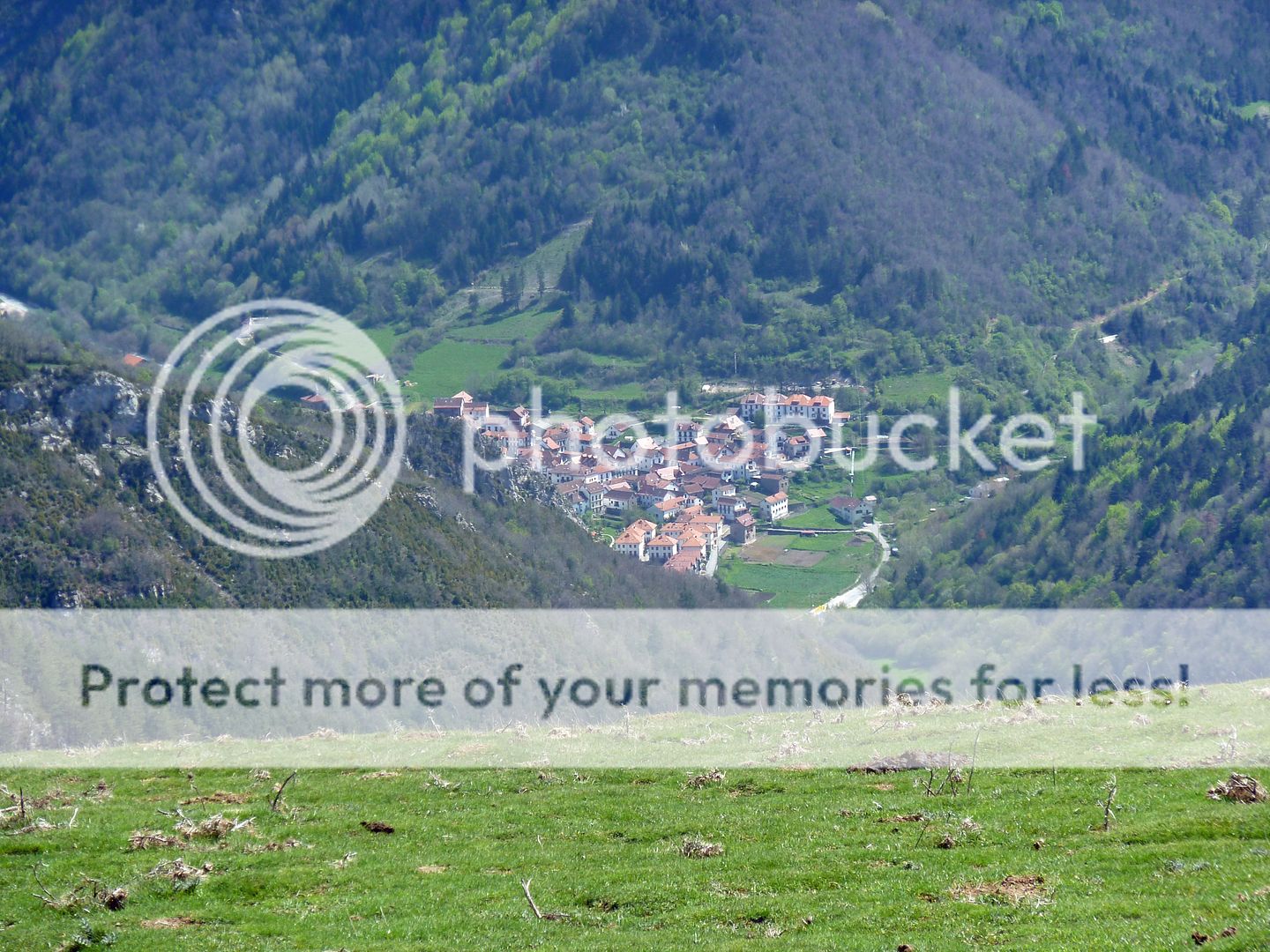 Photo Sharing and Video Hosting at Photobucket