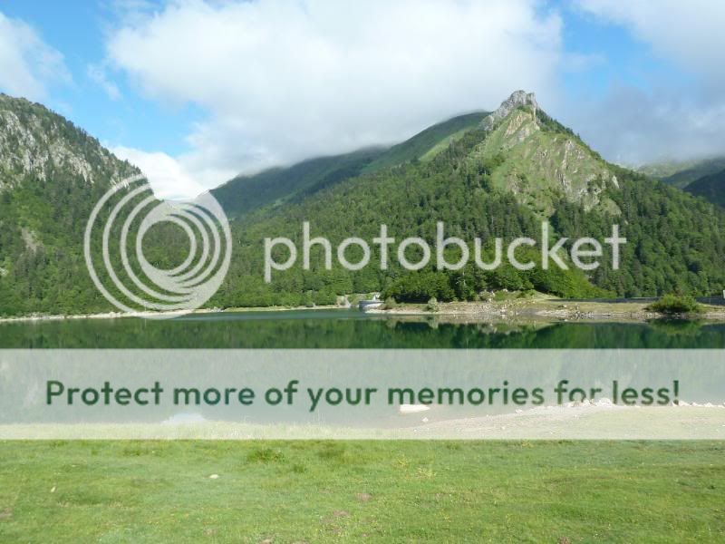 Photo Sharing and otobucVideo Hosting at Phket
