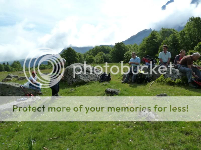 Photo Sharing and otobucVideo Hosting at Phket