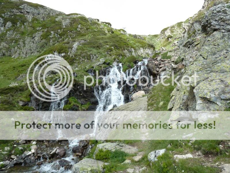 Photo Sharing and otobucVideo Hosting at Phket