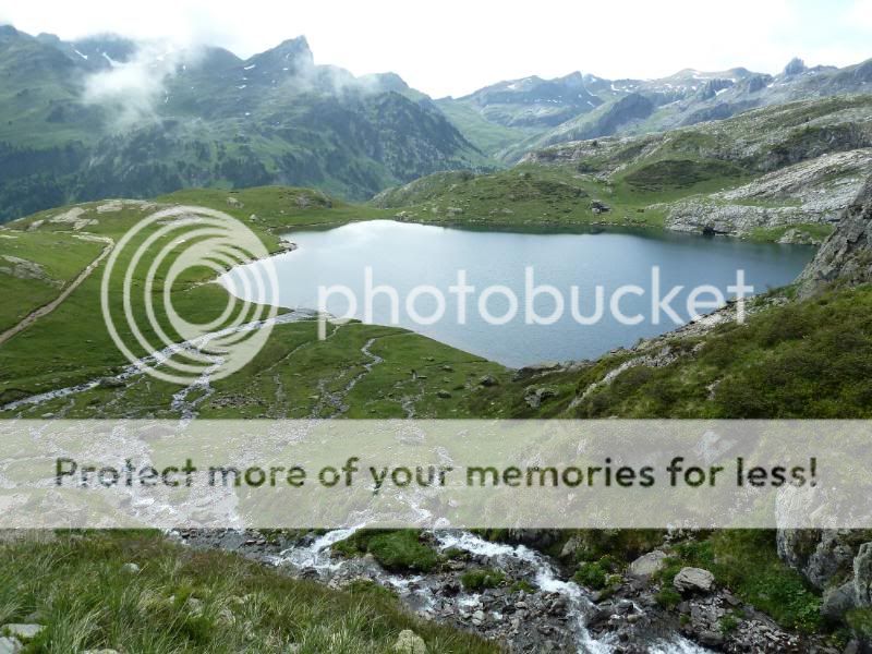 Photo Sharing and otobucVideo Hosting at Phket