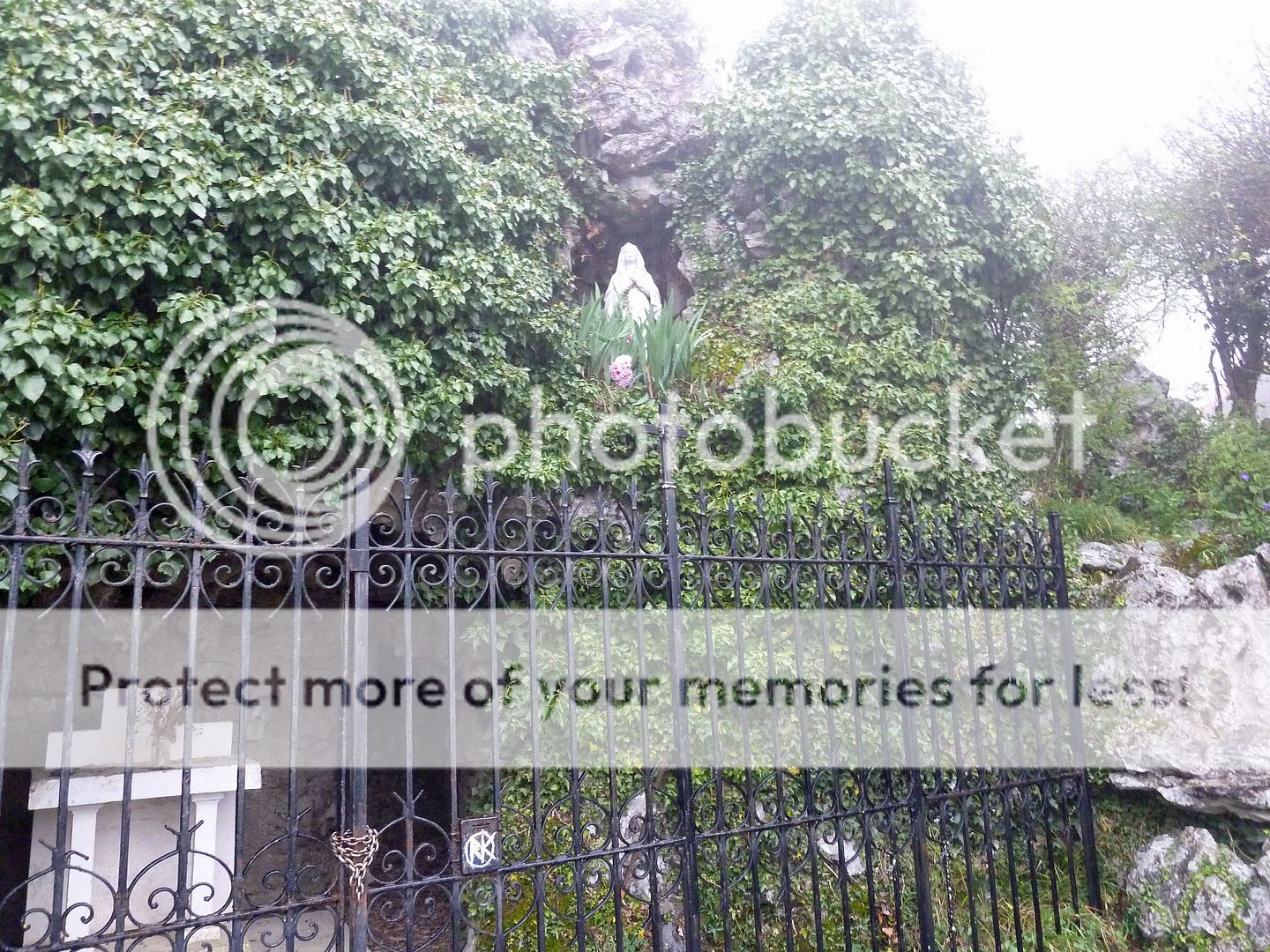Photo Sharing and Video Hosting at Photobucket
