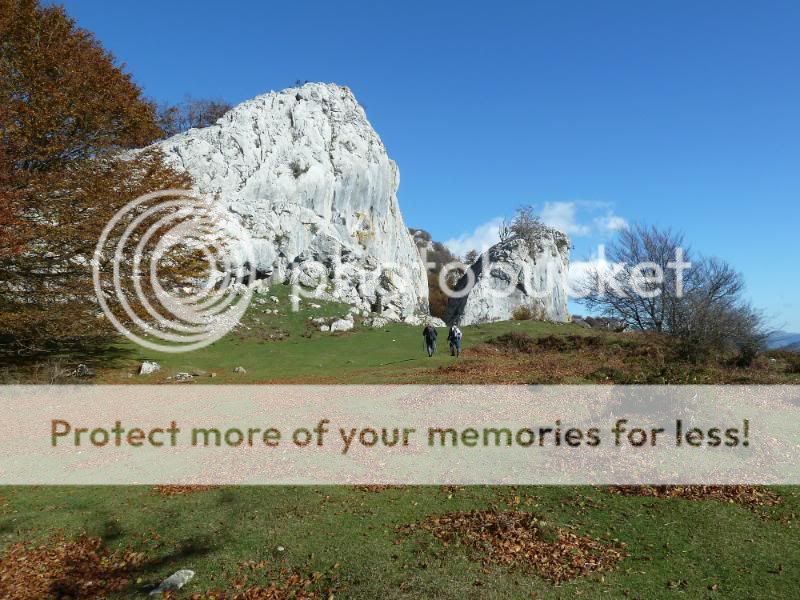 Photo Sharing and otobucVideo Hosting at Phket