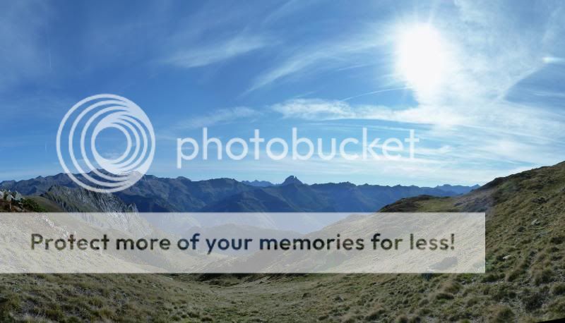 Photo Sharing and otobucVideo Hosting at Phket