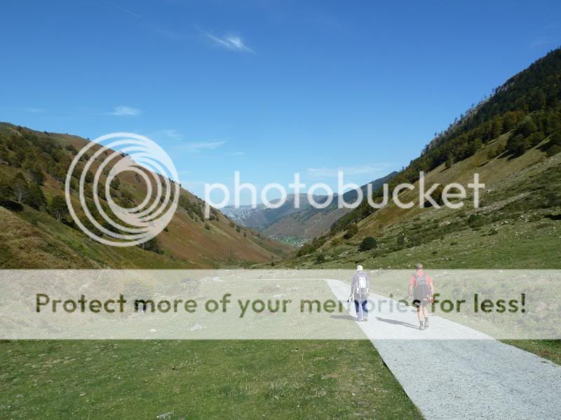 Photo Sharing and otobucVideo Hosting at Phket