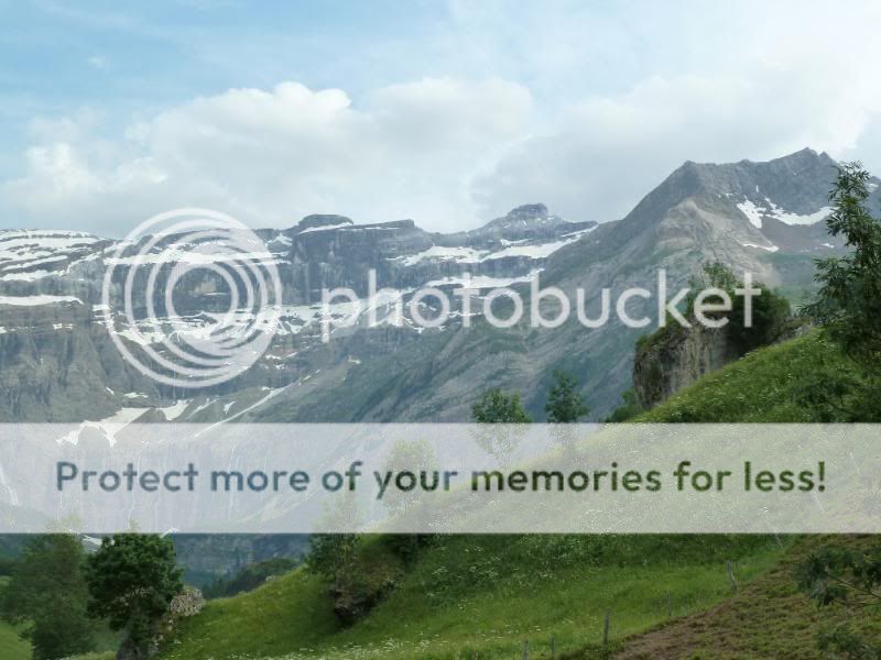 Photo Sharing and otobucVideo Hosting at Phket