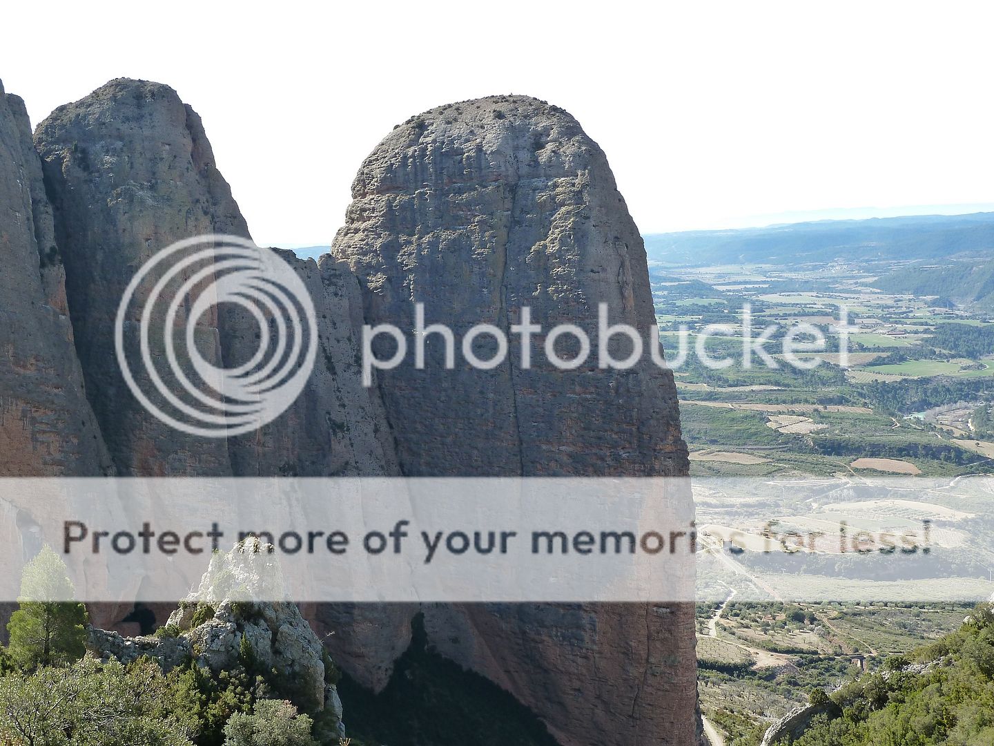 Photo Sharing and Video Hosting at Photobucket