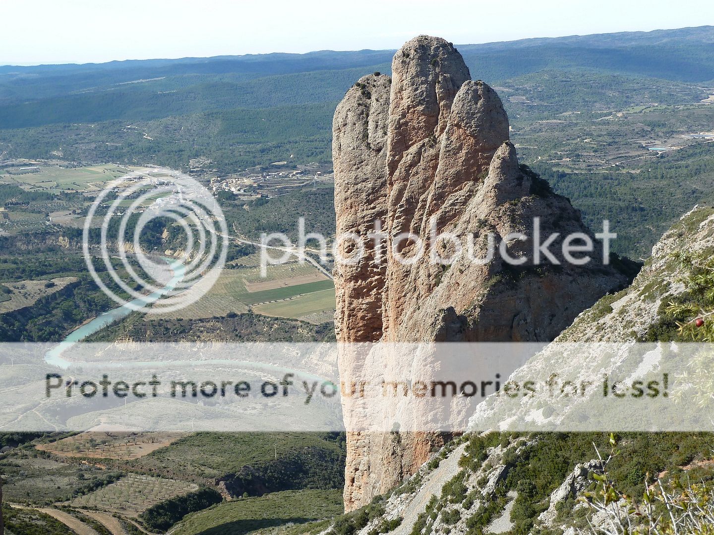 Photo Sharing and Video Hosting at Photobucket