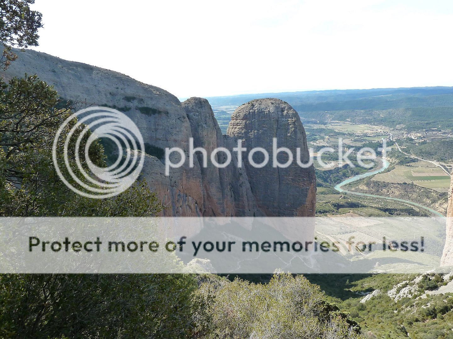 Photo Sharing and Video Hosting at Photobucket