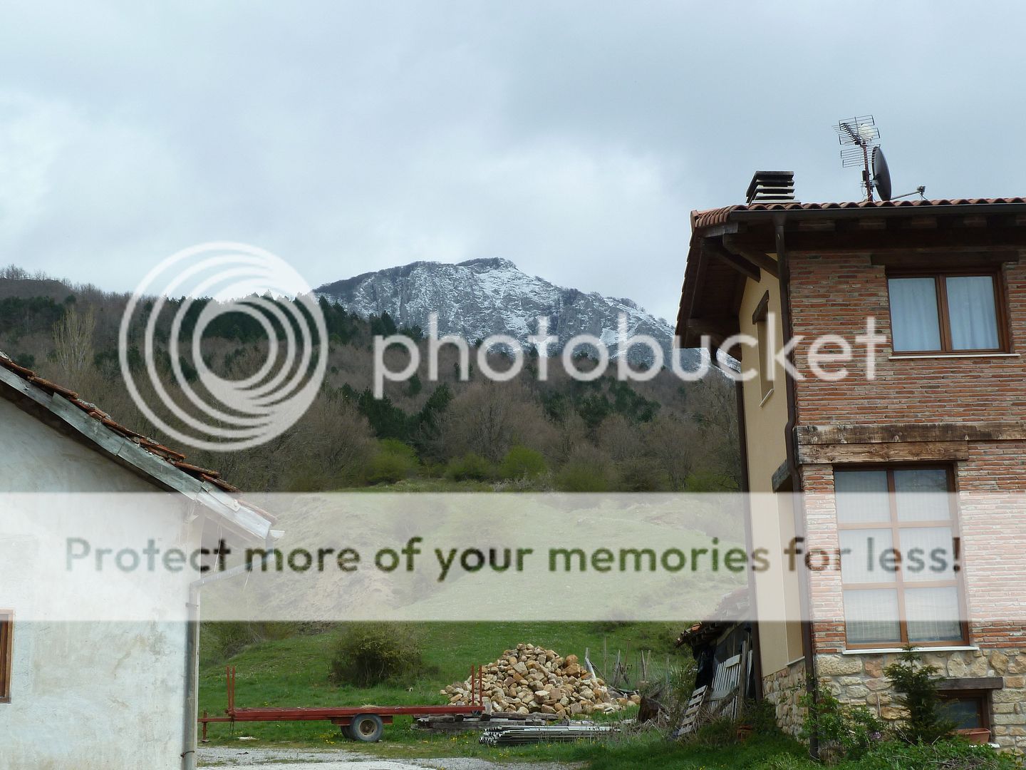 Photo Sharing and Video Hosting at Photobucket