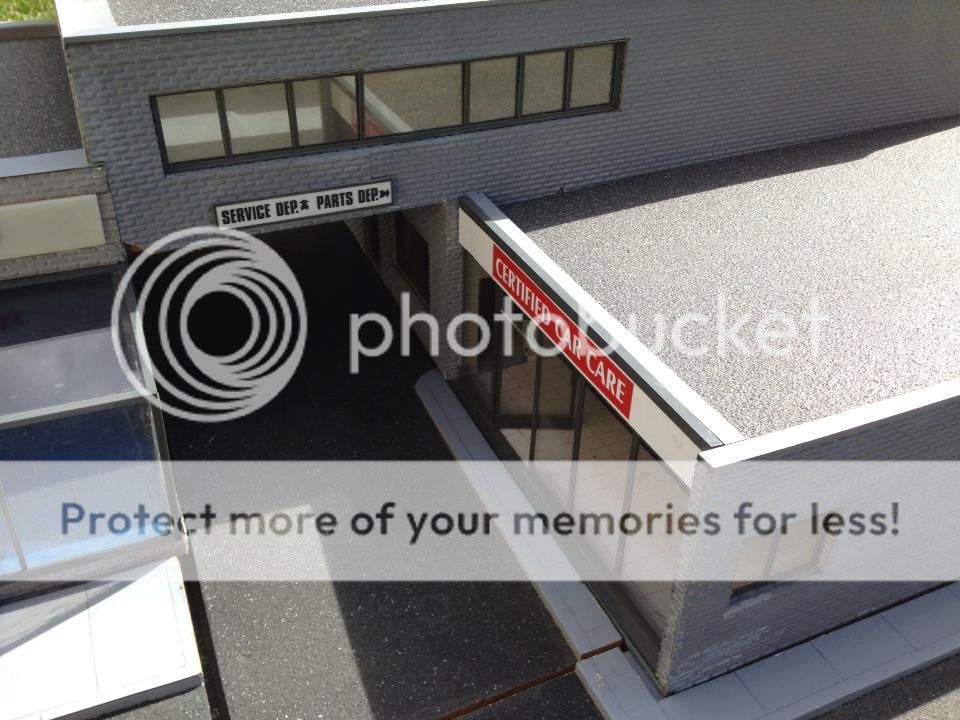 1094796_10151769381588921_601405836_n_zp