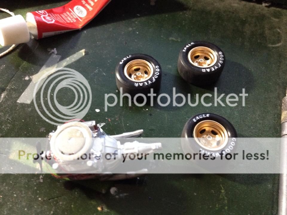 1510790_10152178336103921_962317251_n_zp